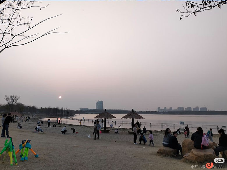 上湖沙滩.jpg