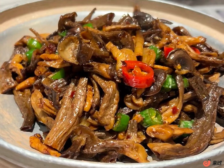 干锅鹿茸菌.jpg
