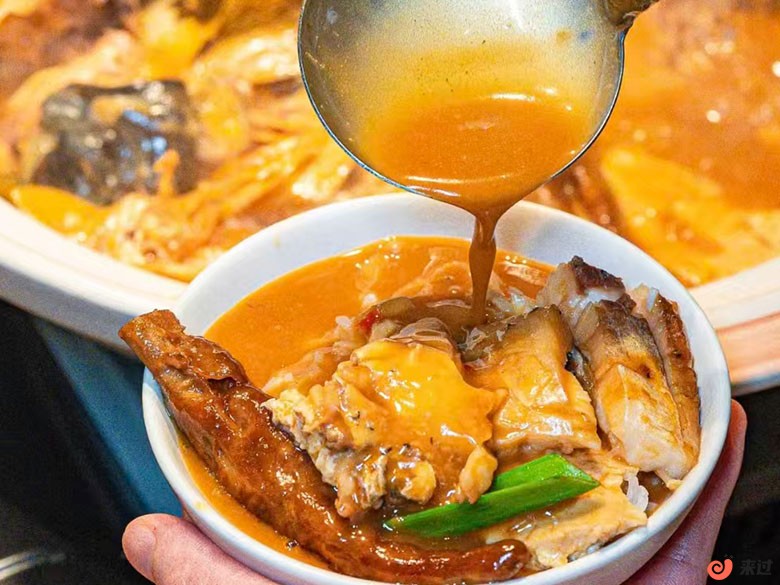 鱼头汤泡饭.jpg